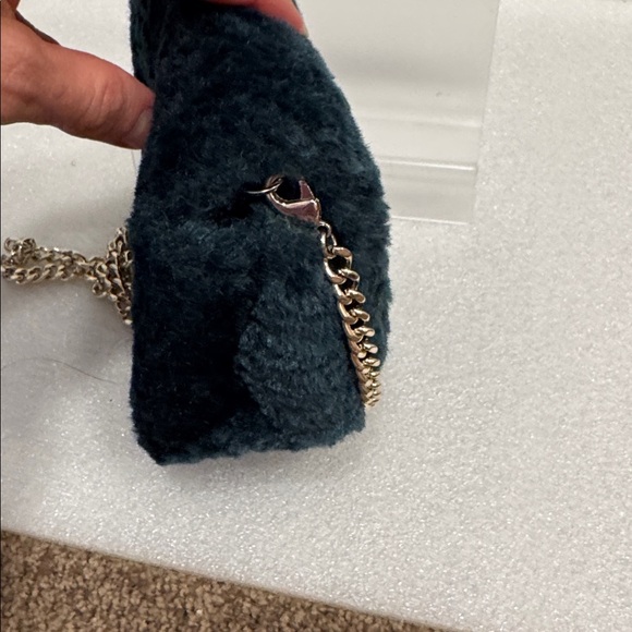 Kate Spade Audrey shearling faux fur mini crossbody bag purse green - Picture 6 of 7